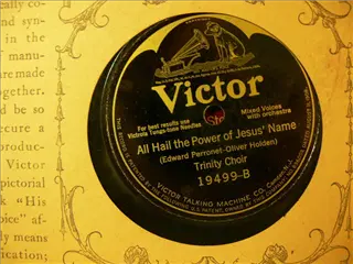 small_victor 19499 b.webp